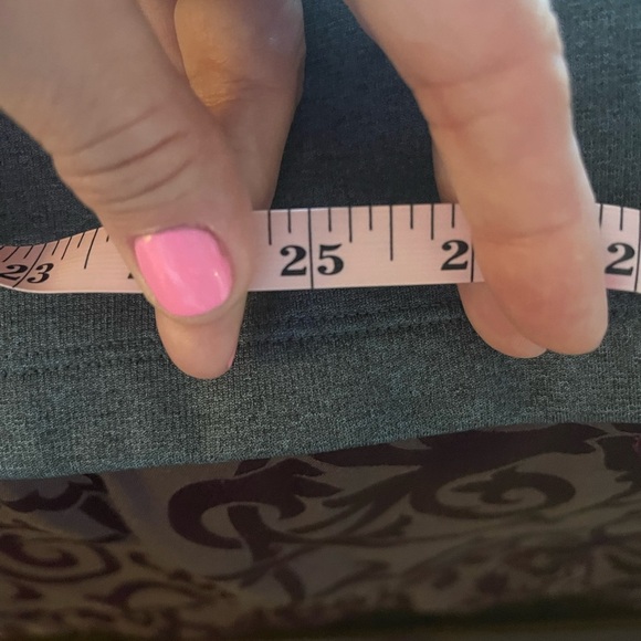 The North Face 1/2 zip • Mens Medium - Picture 8 of 8